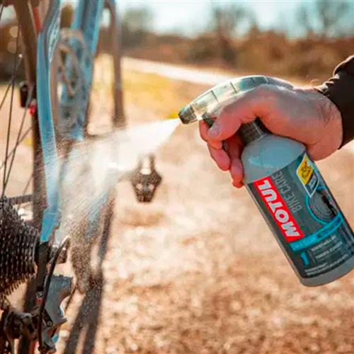 Limpa Corrente Motul Liquido 500ml - Road